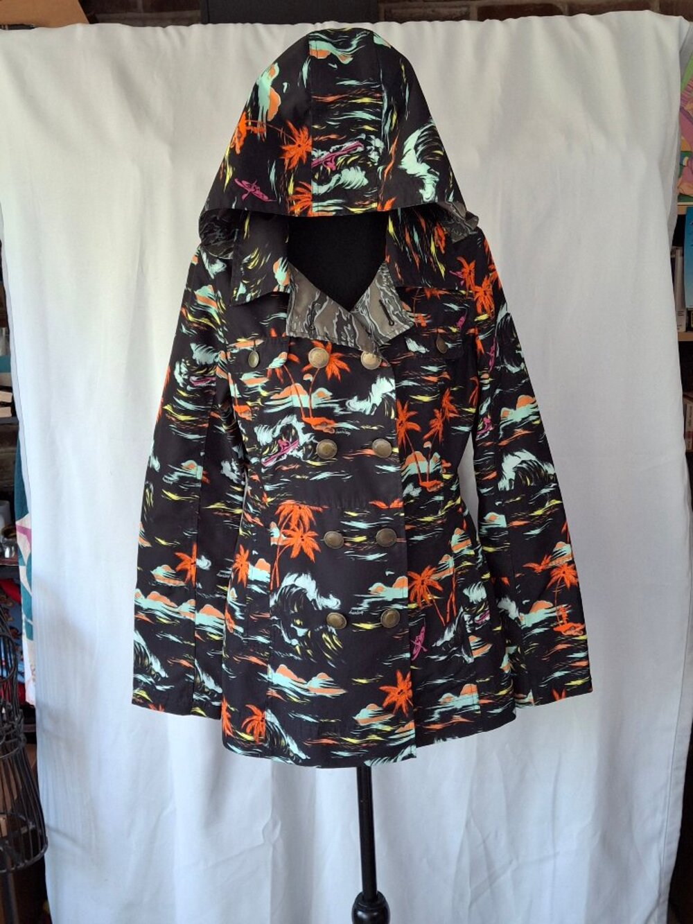 Hurley Black Tropical Print Jacket with hood - Picture 4 of 16